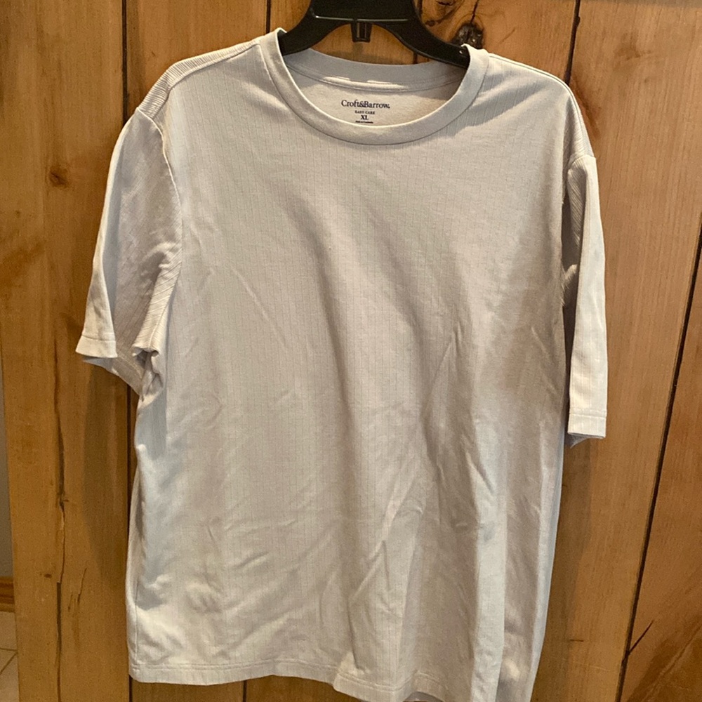 Croft and Barrow XL Men’s stylish shirt